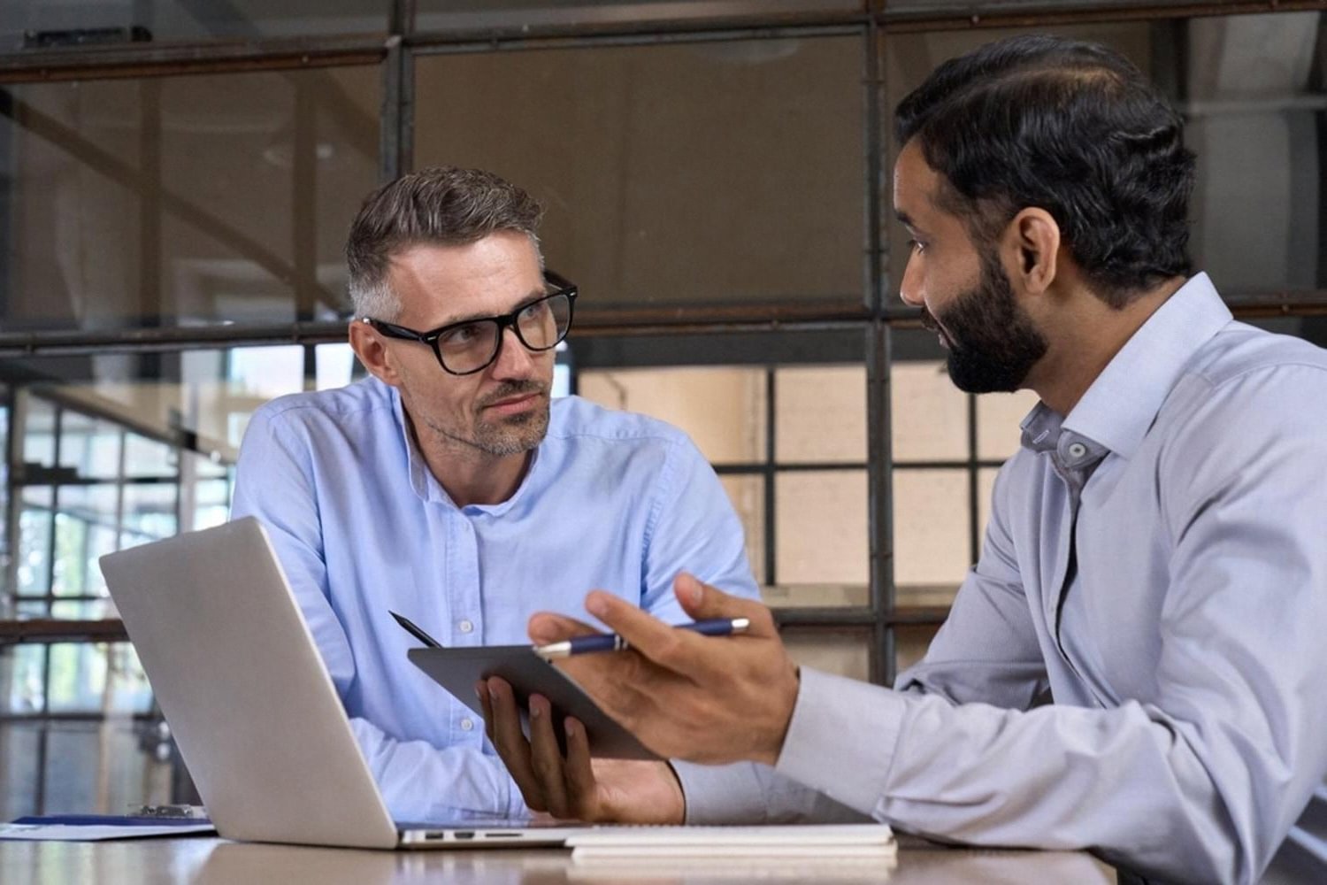 What Does an Insurance Broker in Dubai Actually Do?